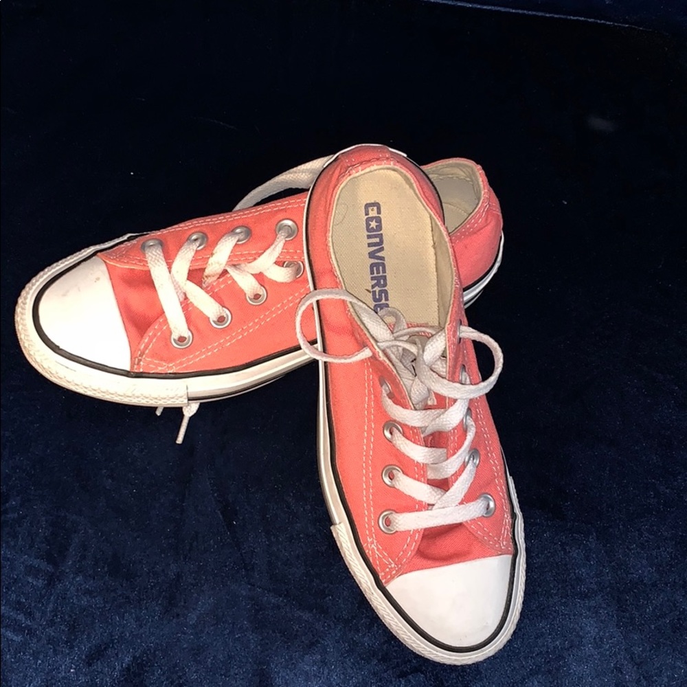 Women’s sneaker